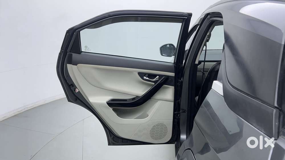 Tata Nexon 1.2 Revotron Xz Plus, 2022, Petrol