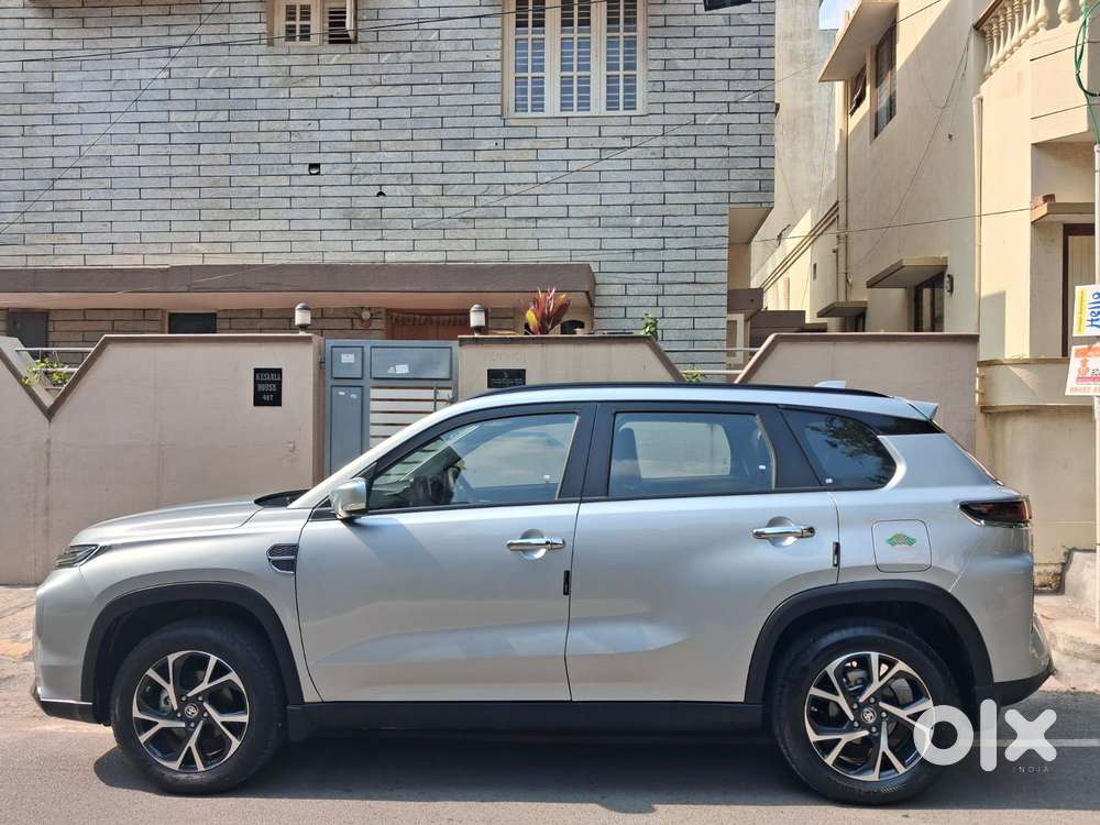 Toyota Urban Cruiser Hyryder S Hybrid Aero Edition, 2025, Petrol