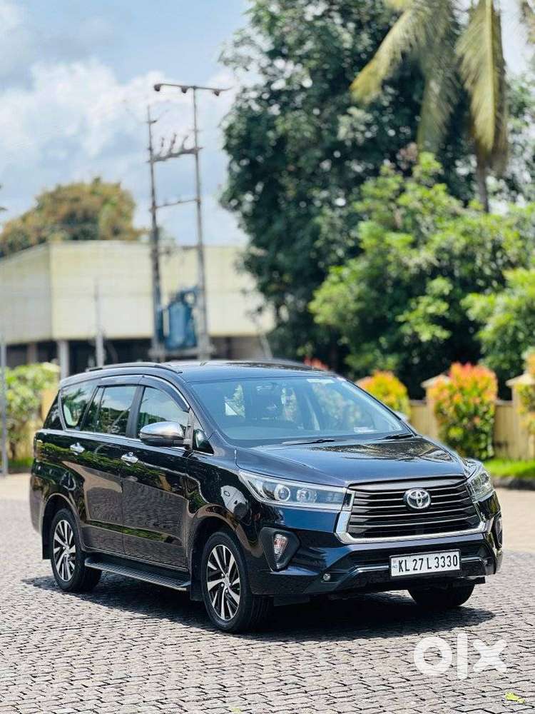 Toyota Innova Crysta 2.4 V 7 Str, 2022, Diesel