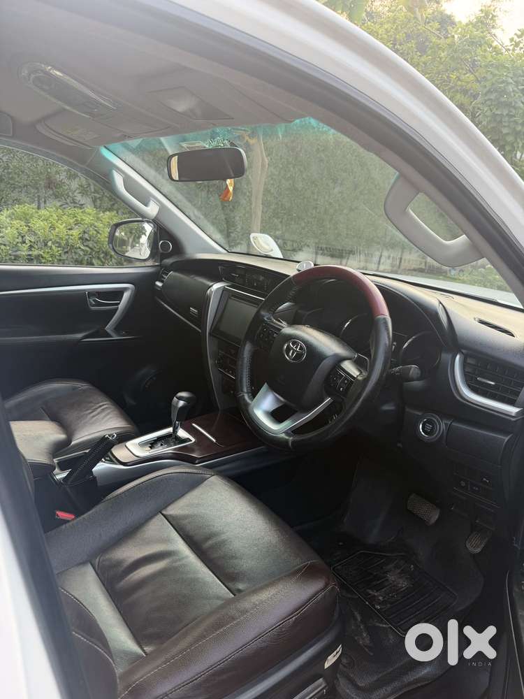 Toyota Fortuner 2.8 2wd At, 2016, Diesel