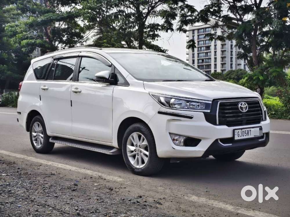 Toyota Innova Crysta 2.4 G Mt 7 Str, 2023, Diesel