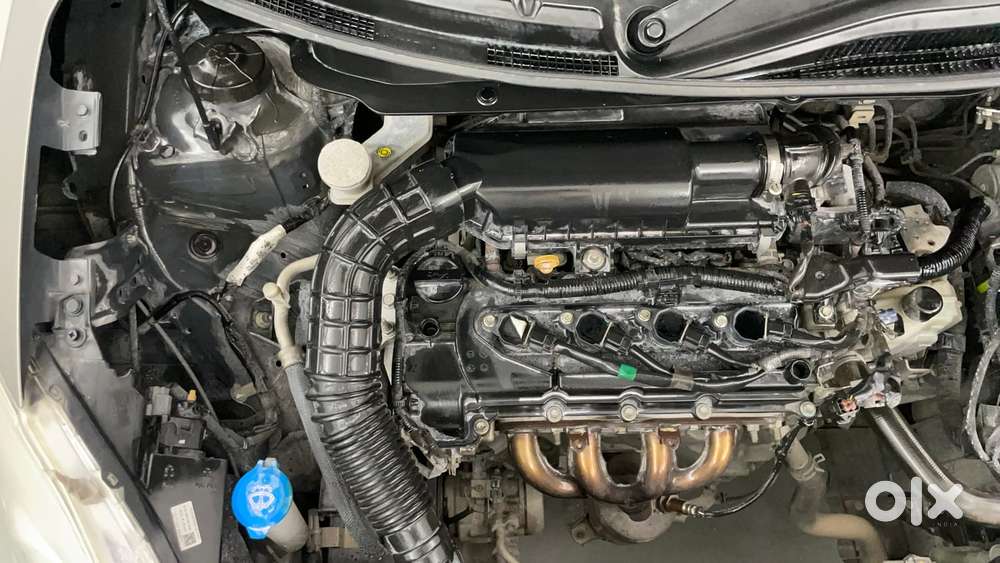 Maruti Suzuki Dzire 1.2 Zxi Amt, 2019, Petrol