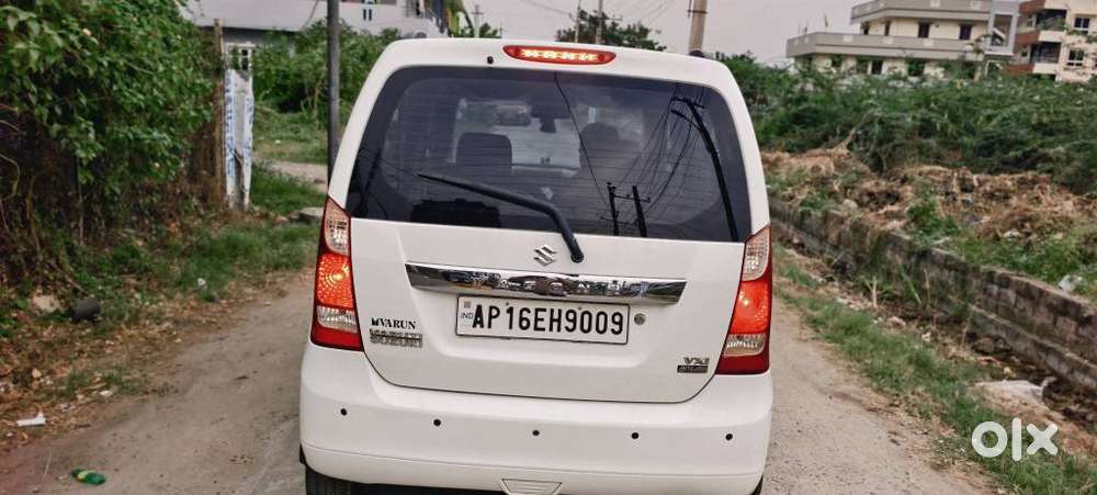 Maruti Suzuki Wagon R 1.0 Vxi Plus Amt, 2017, Petrol