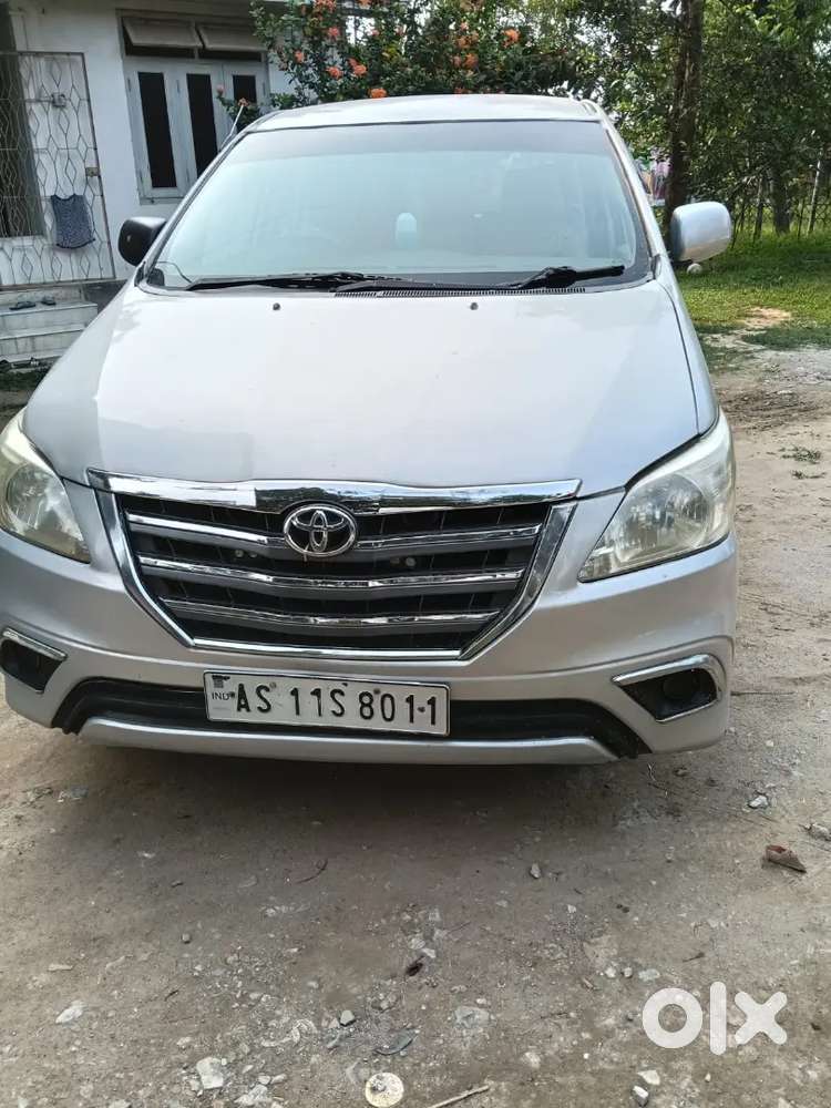 Toyota Innova Diesel 2.5 Manual 2011 In Tip Top Condition