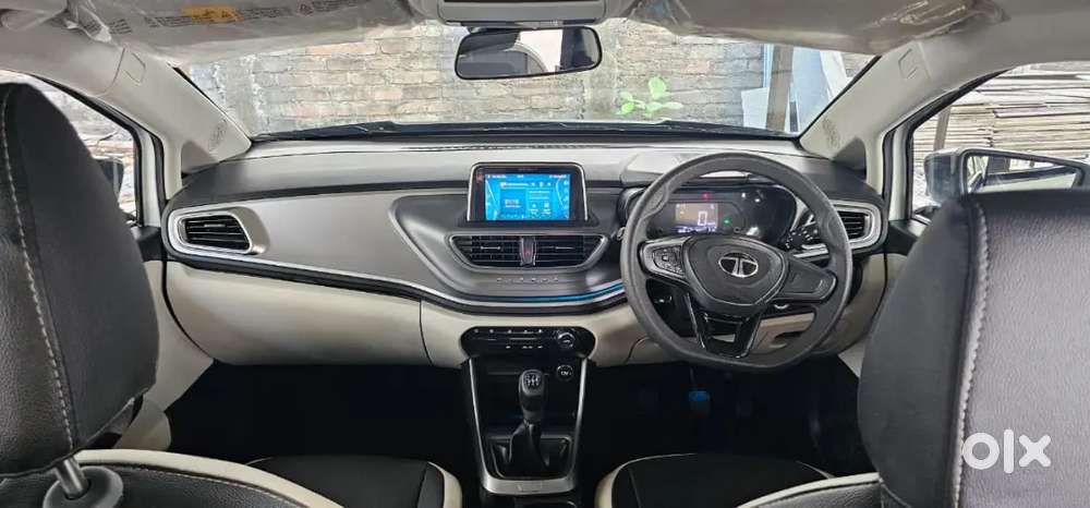 Tata Altroz 2024