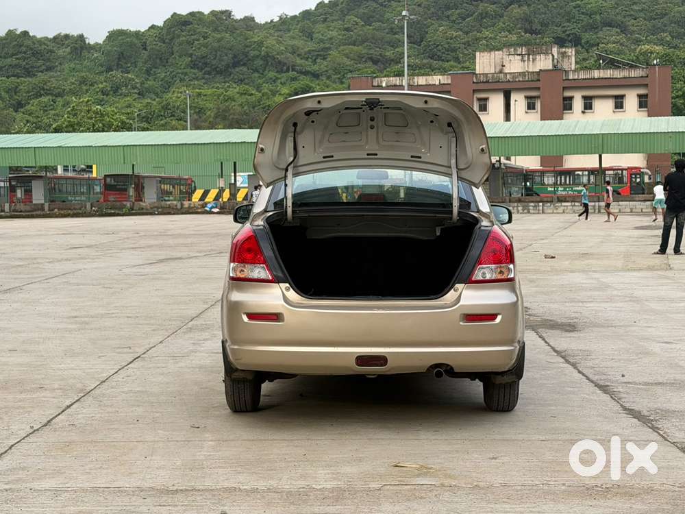 Maruti Suzuki Swift Dzire 1.2 Vxi Bsiv, 2009, Petrol