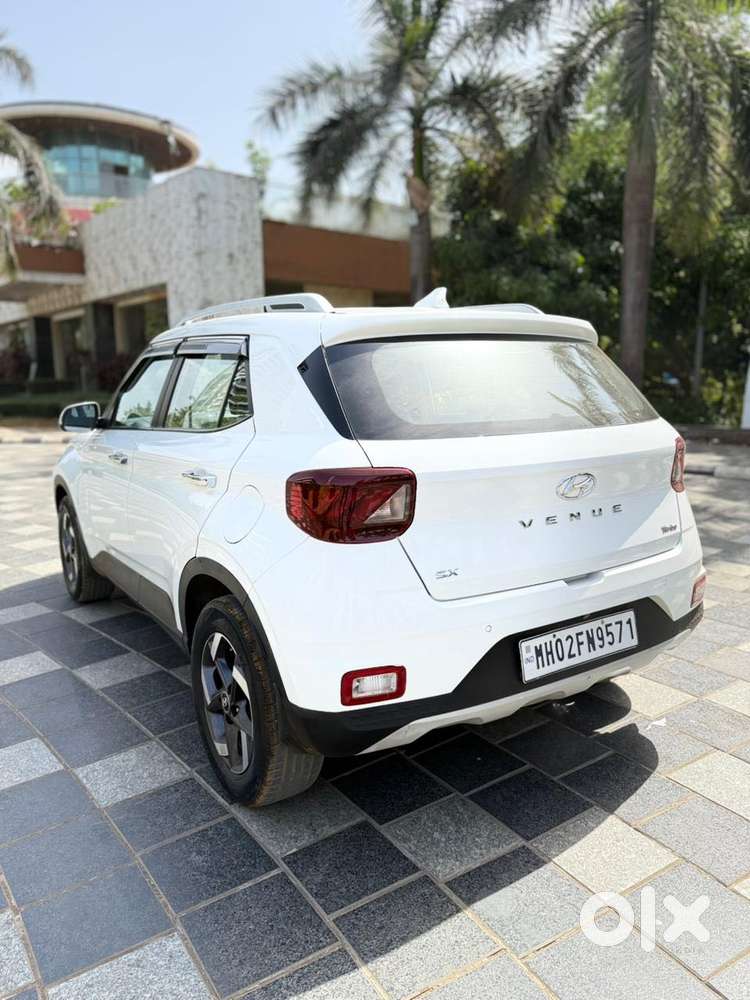 Hyundai Venue 1.0 Sx (o) Turbo Dct, 2021, Petrol
