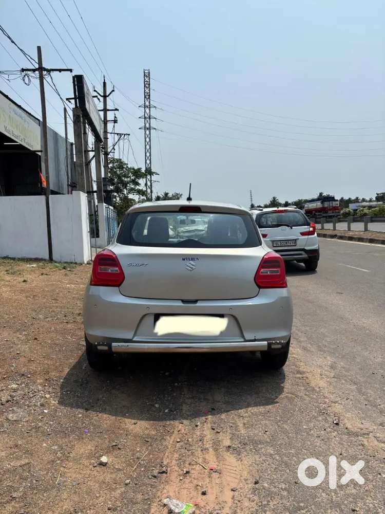 Maruti Suzuki Swift 2023 Petrol 70000 Km Driven