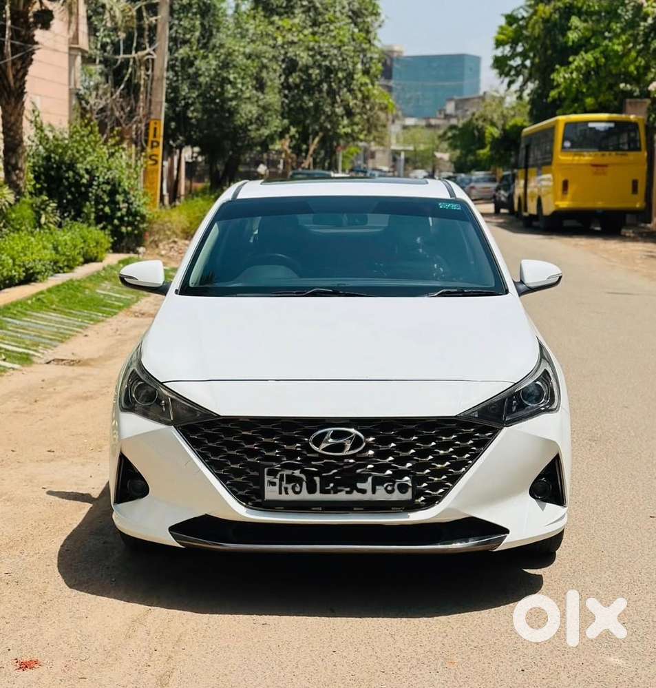 Hyundai Venue Petrol 2022