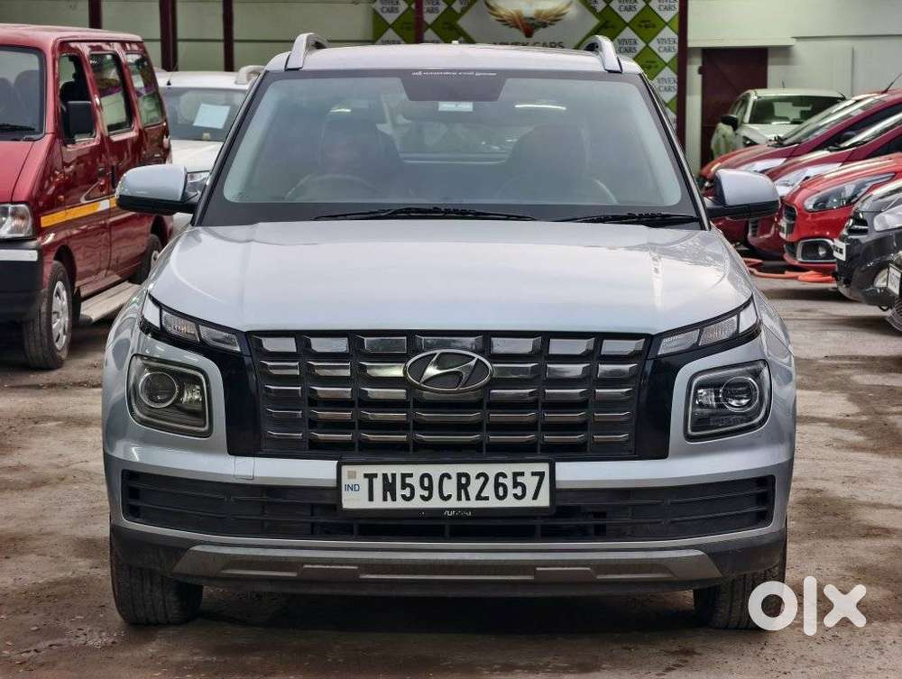 Hyundai Venue 1.2 S (o), 2023, Petrol