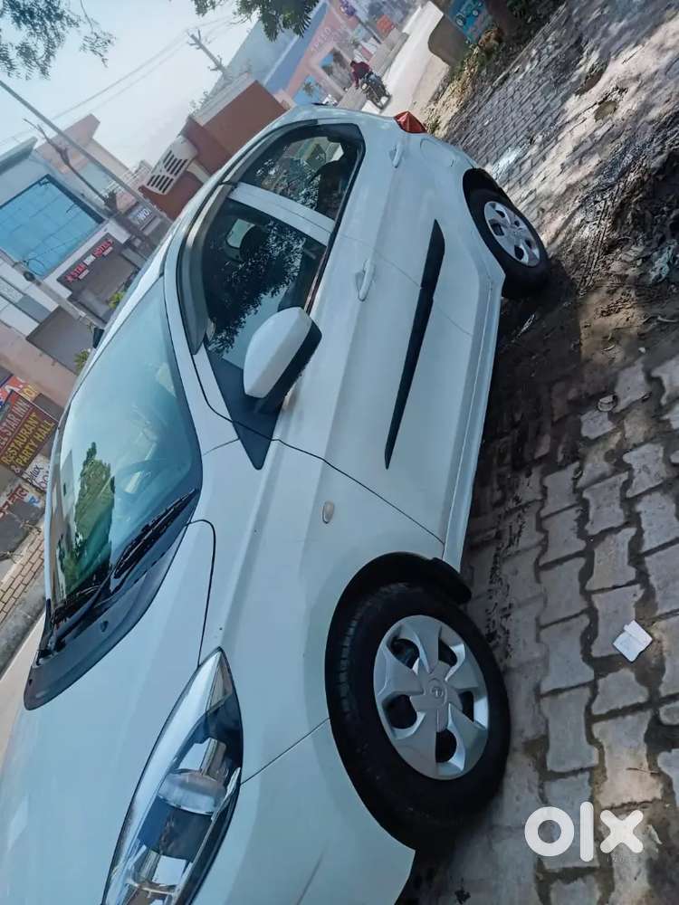 Tata Tiago Xt 2017