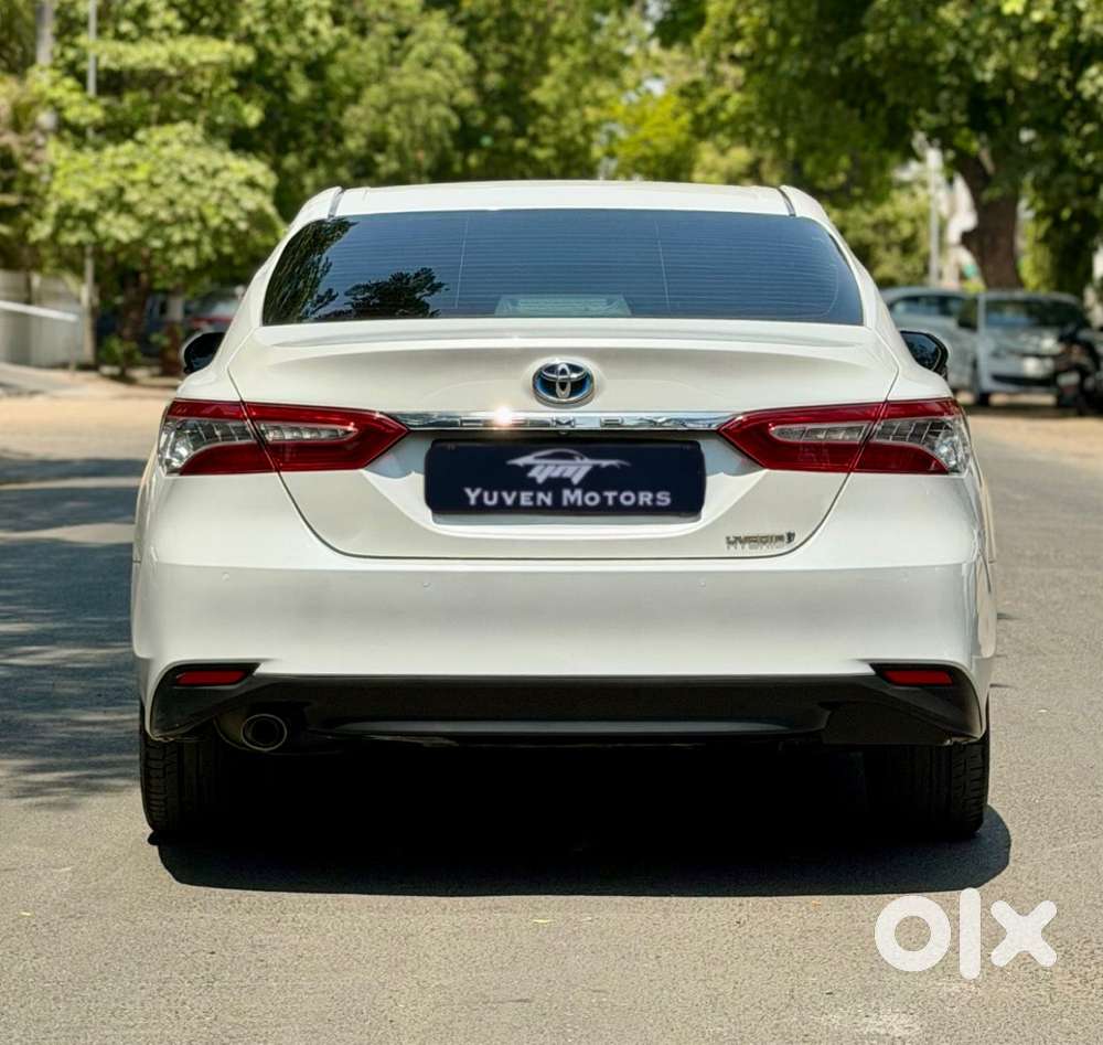 Toyota Camry 2.5 Hybrid, 2019, Petrol