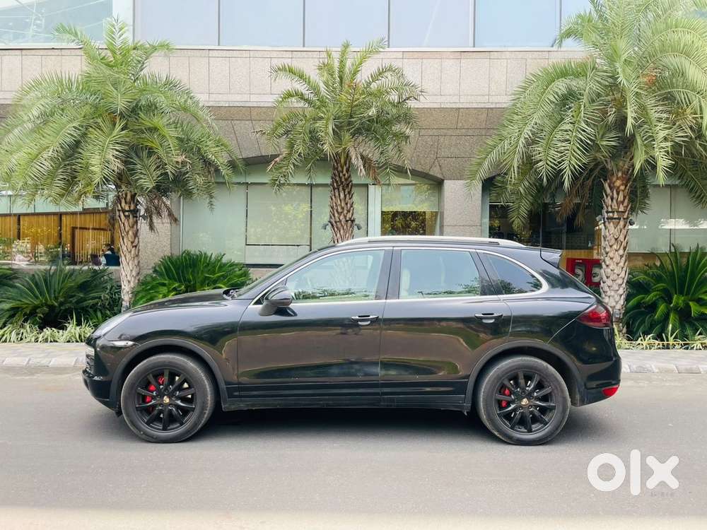 Porsche Cayenne 2012 Petrol Good Condition