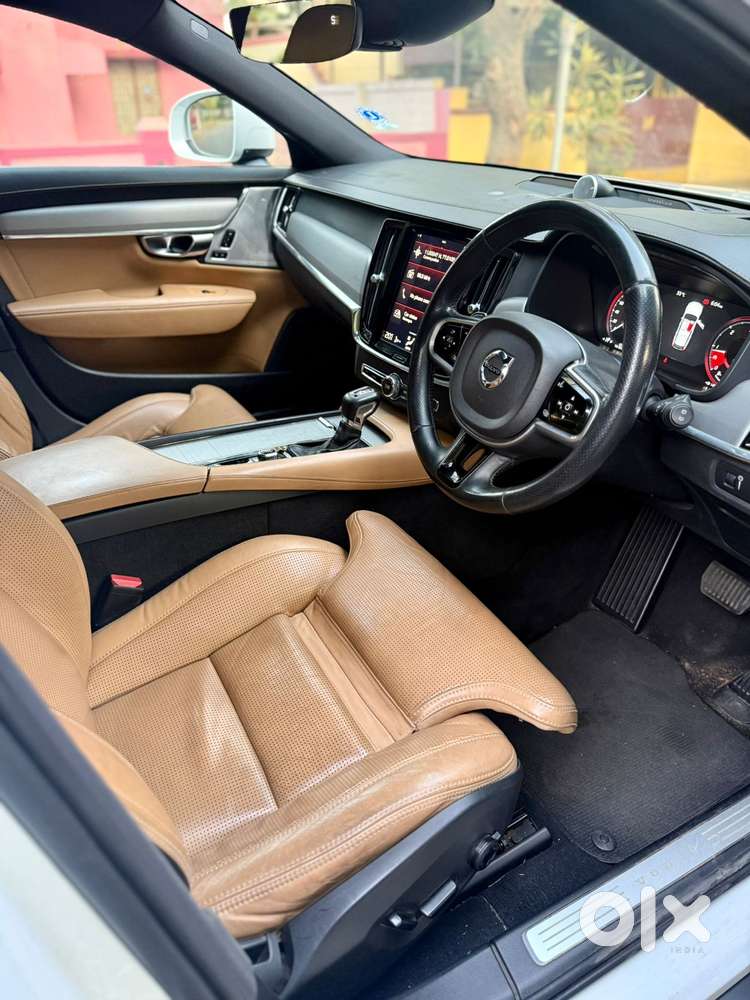 Volvo V 90 Cross Country D5, 2018, Diesel