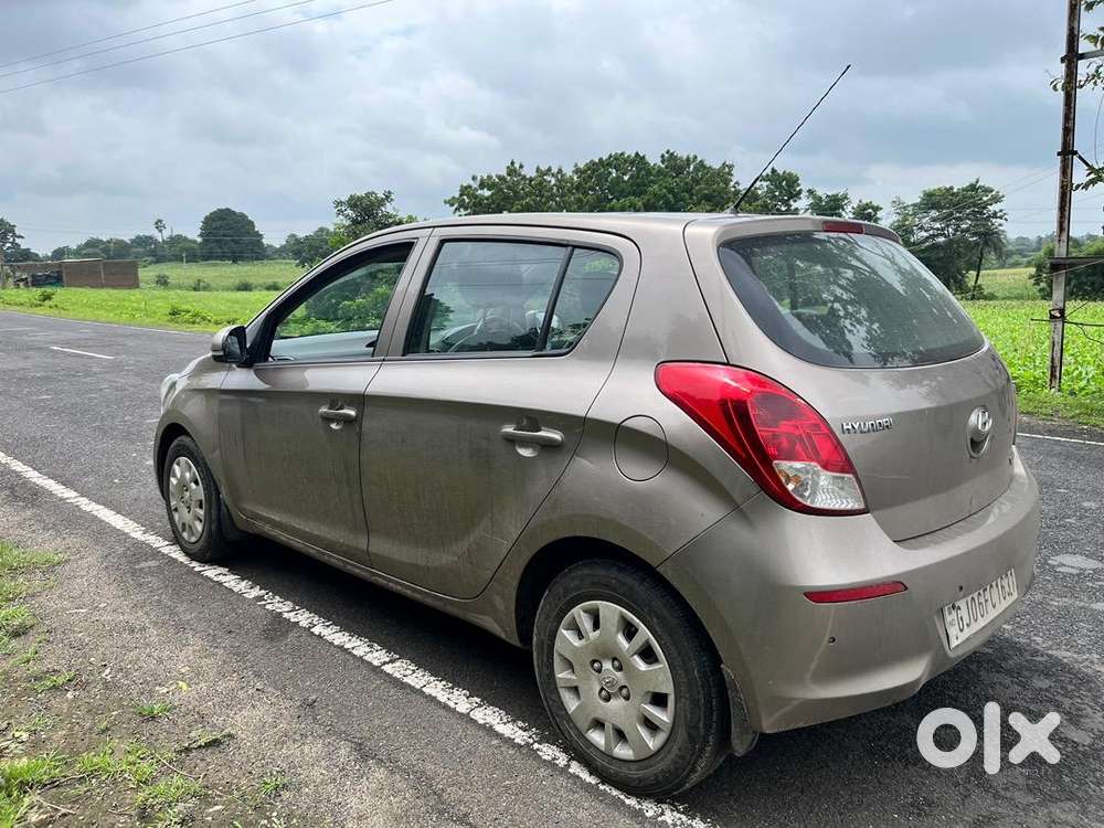 Hyundai I20 Petrol Manual 2012