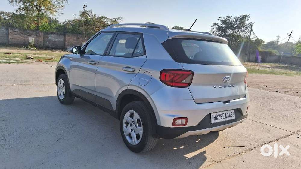 Hyundai Venue S 1.2 Petrol, 2019, Petrol