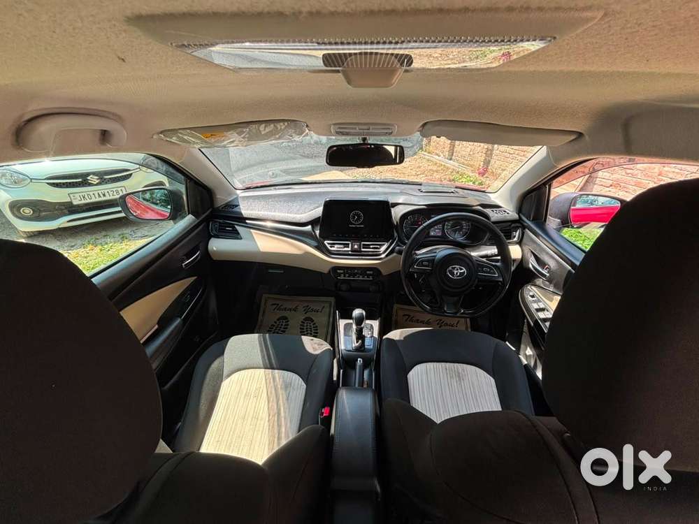 Toyota Glanza 1.2 V Amt, 2025, Petrol