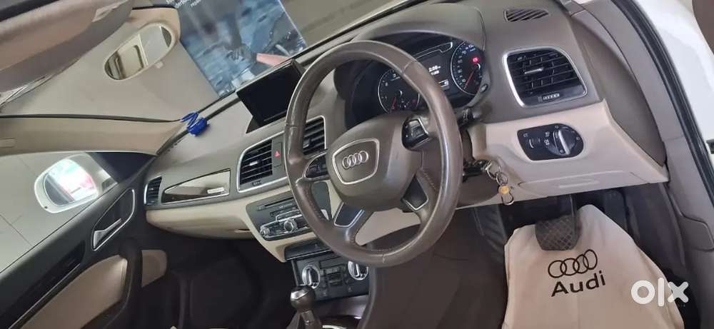 Audi Q3 Premium Plus Amalfi White 2013