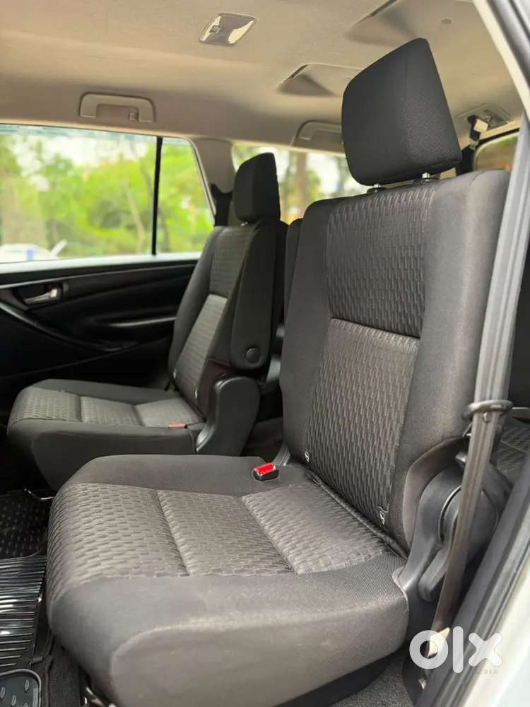 Toyota Innova Crysta 2.4 2019