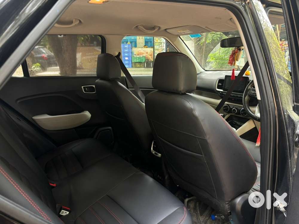 Hyundai Venue Petrol 2023