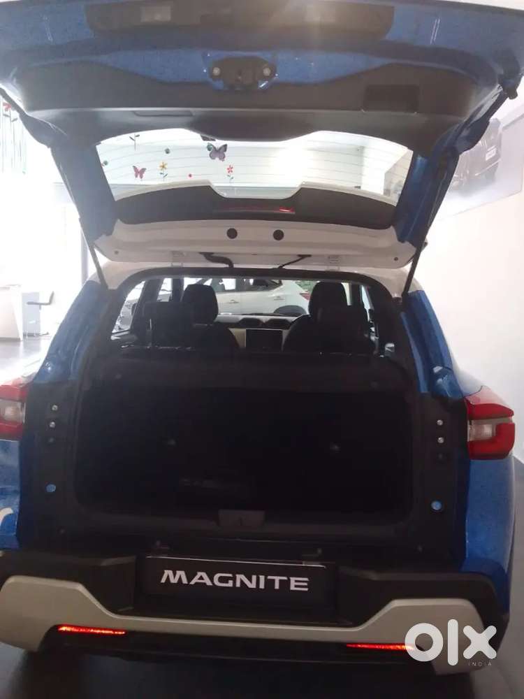 A Nissan Magnite Sedan Turbo Mt Xv Bsvi