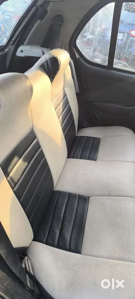 Tata Indica V2 Dl 2009