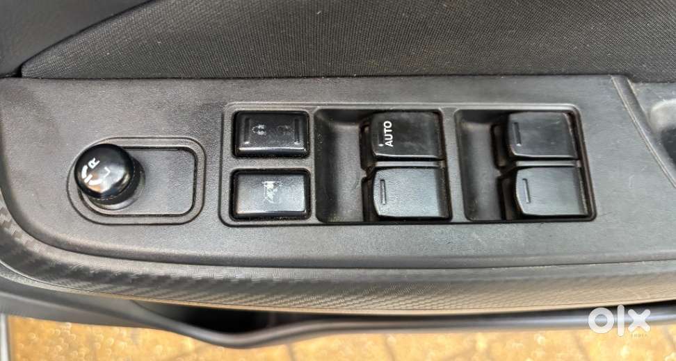 Maruti Suzuki Swift Amt Vxi, 2018, Petrol