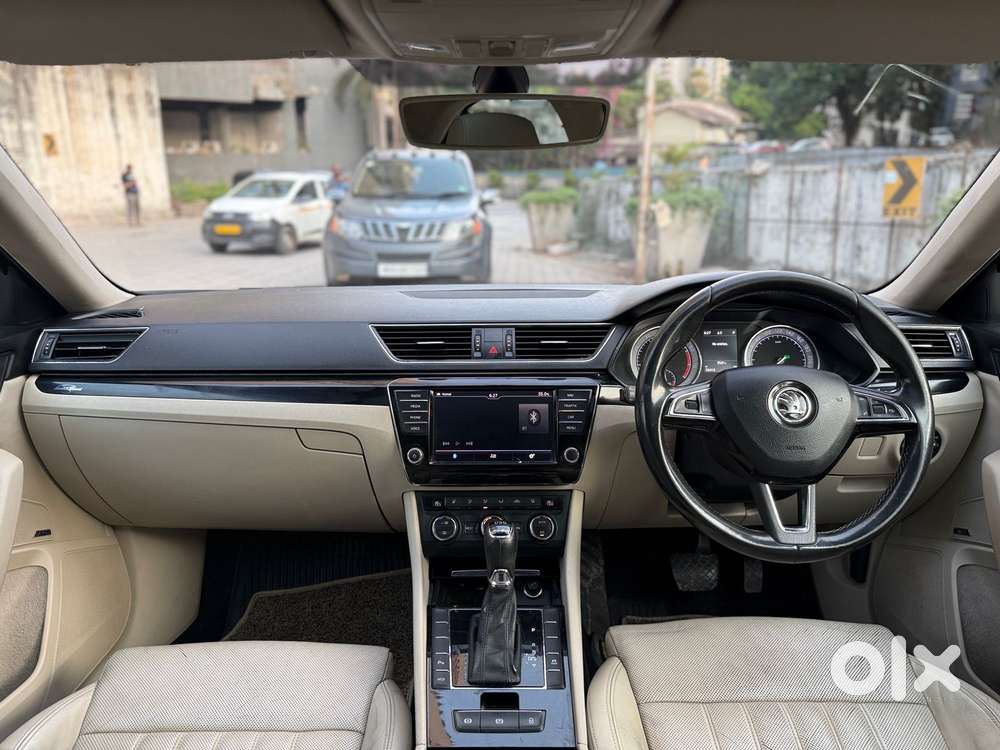 Skoda Superb Style 1.8 Tsi At, 2017, Petrol