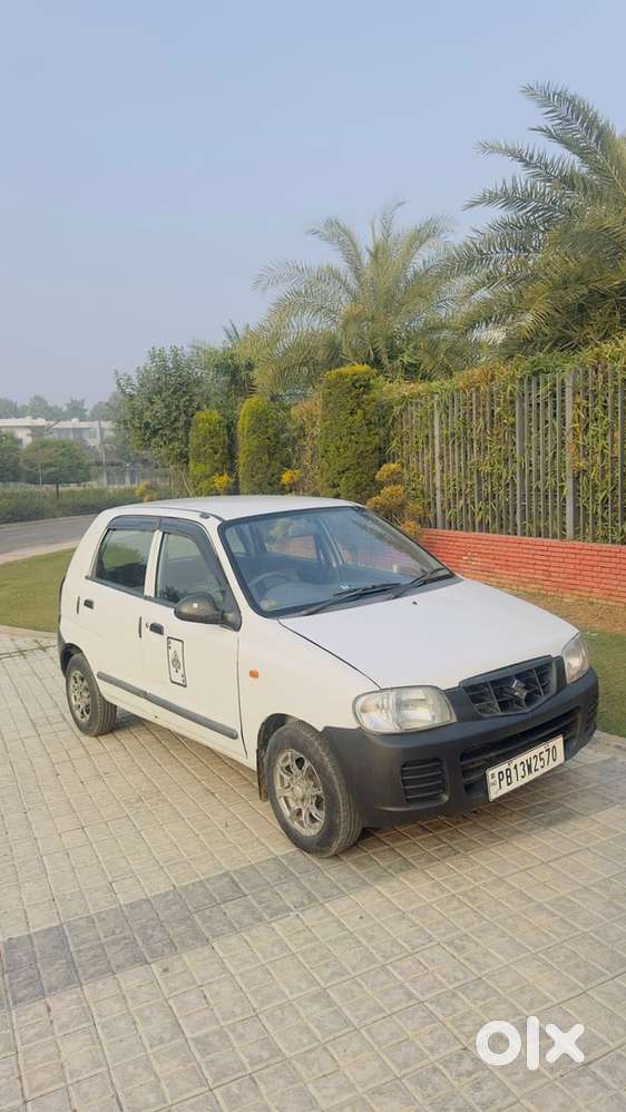 Maruti Suzuki Alto 10 Petrol 132 Km Driven