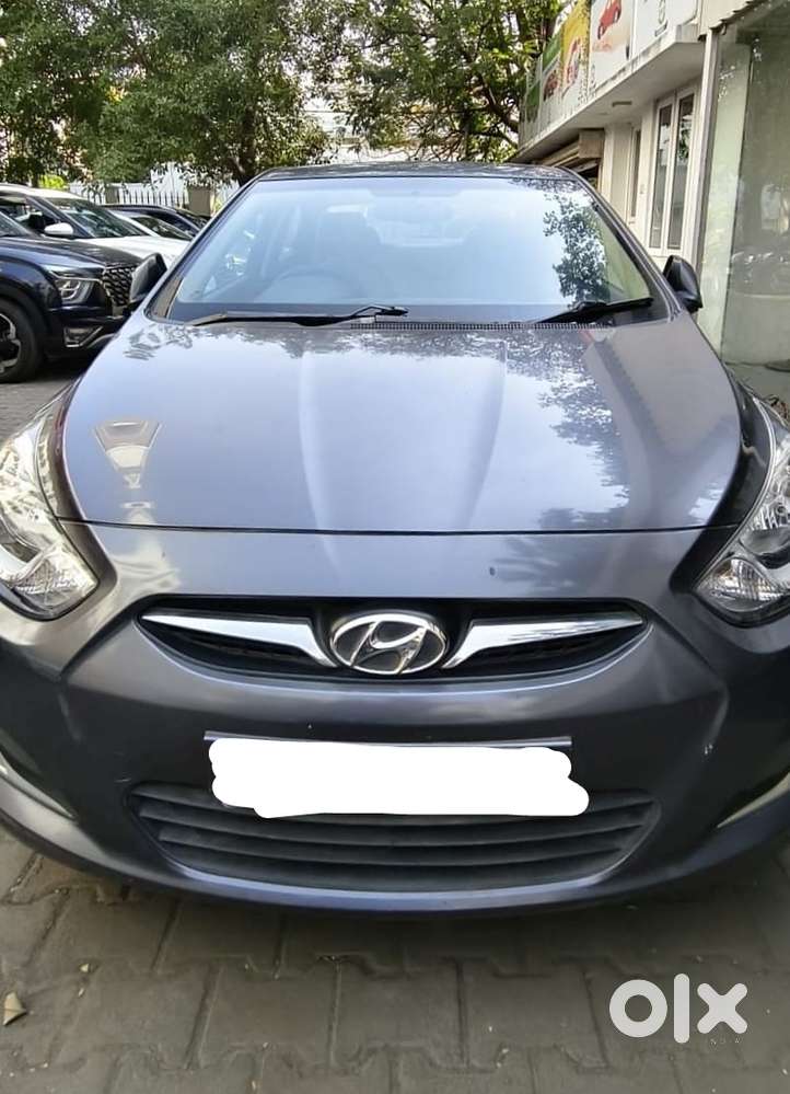 Hyundai Verna Sx(o) Petrol At, 2013, Petrol