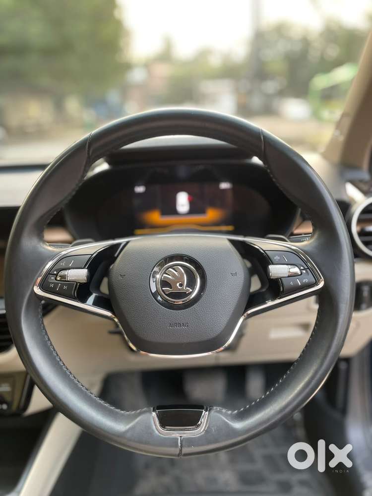 Skoda Slavia 1.5 Tsi Style At, 2024, Petrol