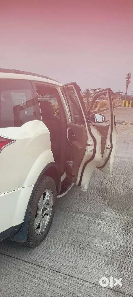 Mahindra Xuv500 2015 Year Model W8 Original Condition