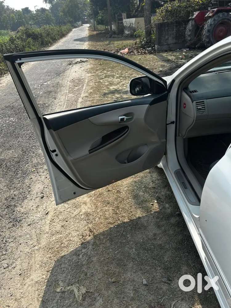 Toyota Corolla Altis 2014