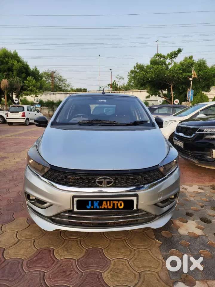 Tata Tiago Xz, 2016, Petrol