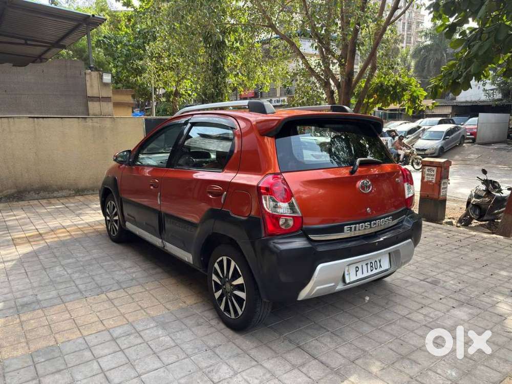 Toyota Etios Cross 1.2l G, 2015, Petrol