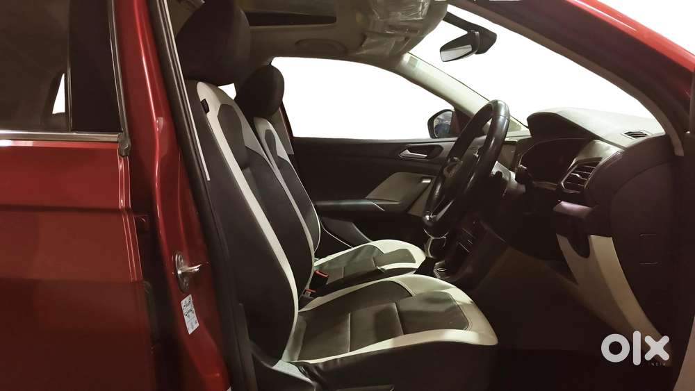 Volkswagen Taigun 1.0 Tsi Topline At, 2022, Petrol