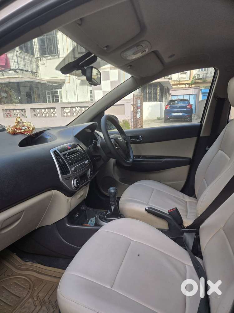 Hyundai I20 Sportz 1.2 Bs-iv, 2013, Petrol