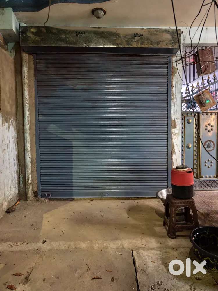 Shop Available for rent in kakadeo hostel area near om chauraha