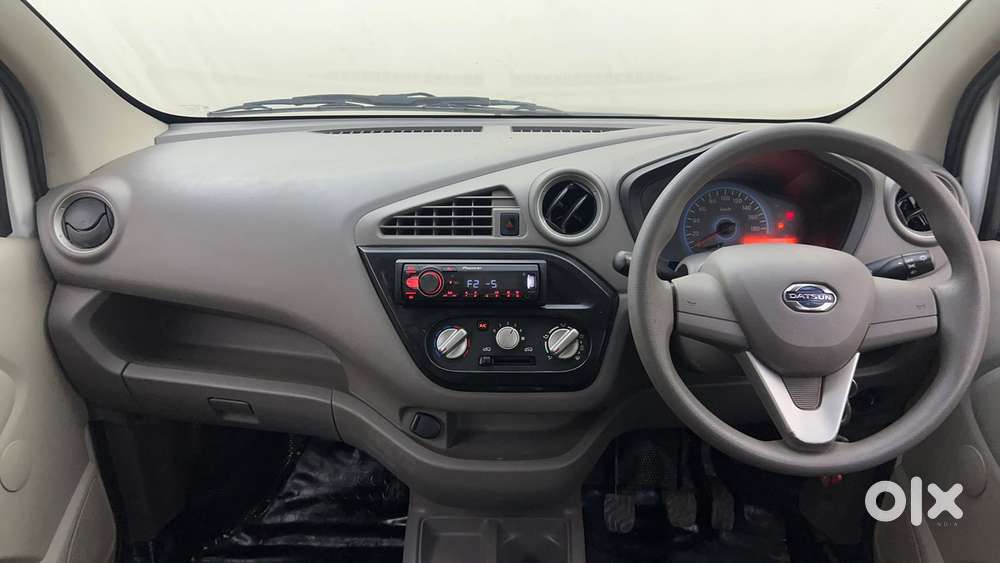 Datsun Redigo T Option, 2016, Petrol