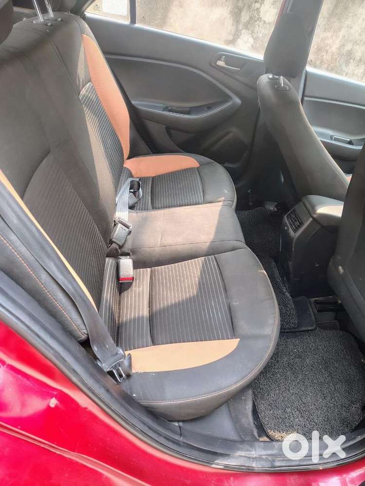 Hyundai I20 2018 Petrol 90000 Km Driven