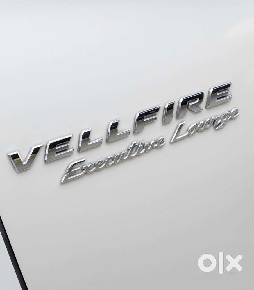 Toyota Vellfire 2.5 Hybrid, 2022, Petrol