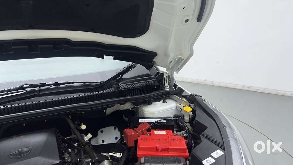 Tata Nexon 1.2 Revotron Xm (s), 2023, Petrol