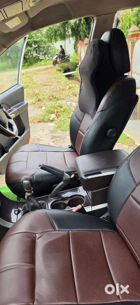 Mahindra Xuv500 W8 2013
