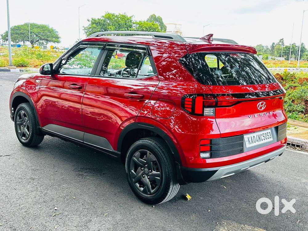 Hyundai Venue S Turbo, 2023, Petrol