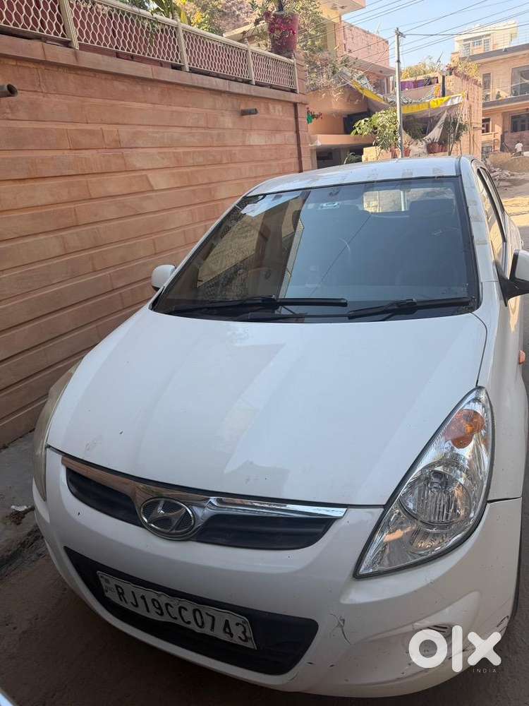 Hyundai I20 2011 Cng & Hybrids Good Condition