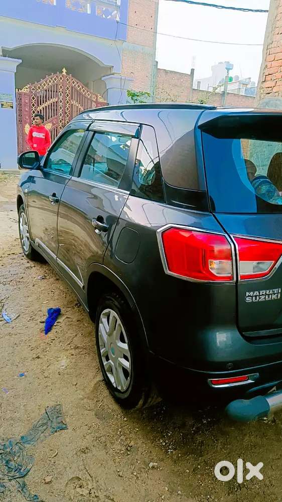 Maruti Suzuki Brezza 2017 Diesel 75000 Km Driven