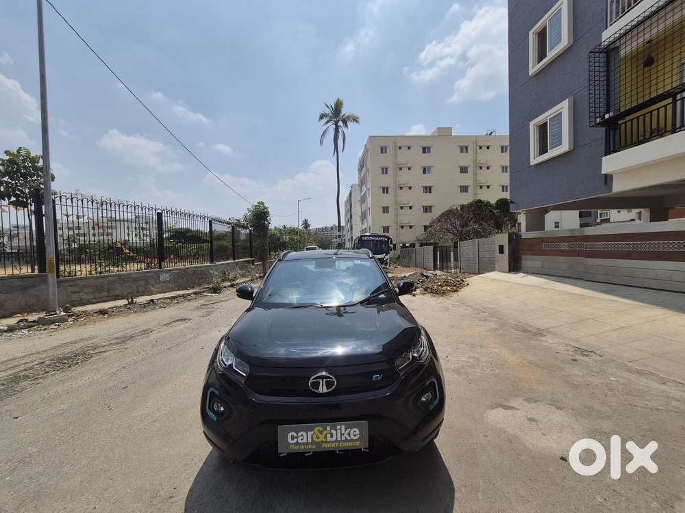 Tata Nexon Ev Max 3.3 Kw Xz Plus Lux Dark Edition, 2023, Electric