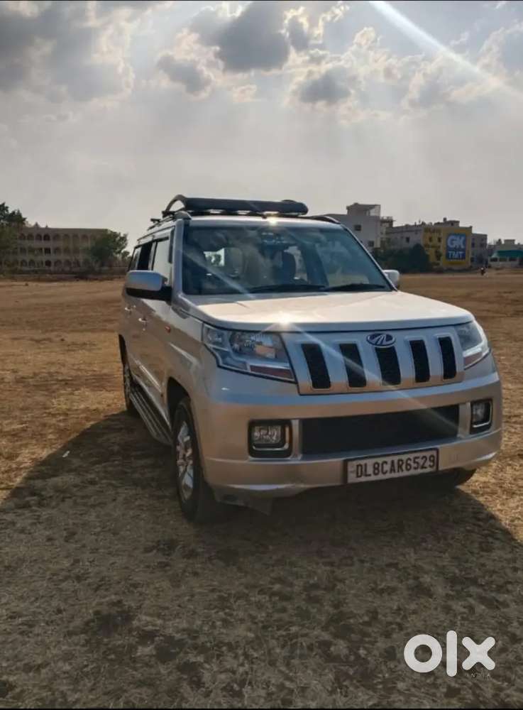 Mahindra Tuv 300 2017