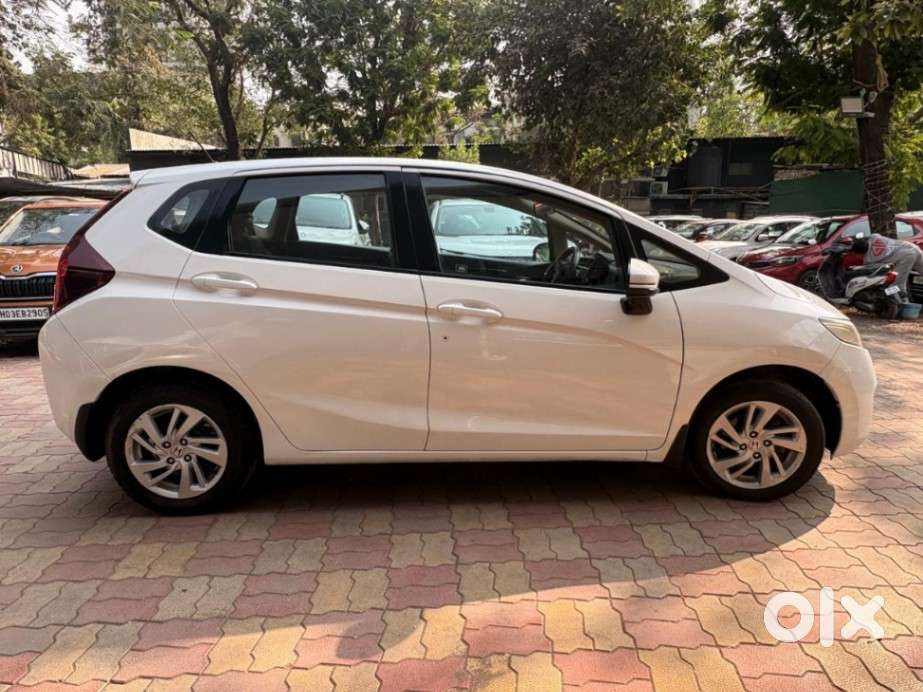 Honda Jazz V Cvt, 2017, Petrol