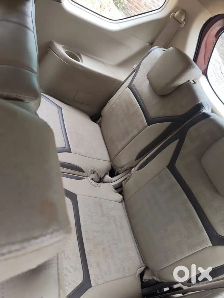 Maruti Suzuki Ertiga Zxi (o) 2024 Petrol Manual 25000 Km